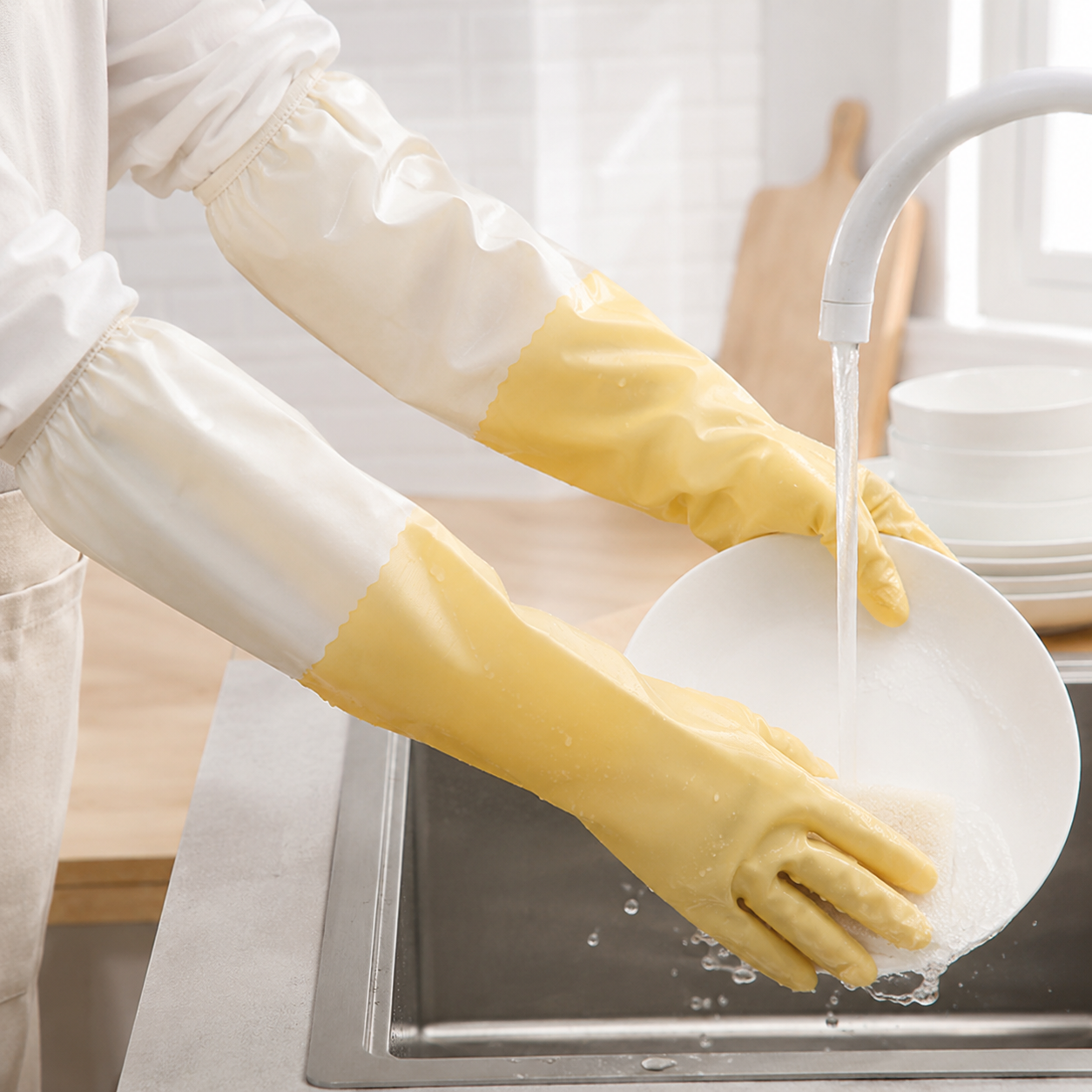 💛 Cleaning Essential | Waterproof Rubber Protection | Comfortable Household Defense