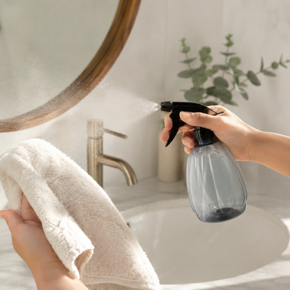 🖤 Cleaning Essential | Durable Plastic Design | Fine Mist Daily Care